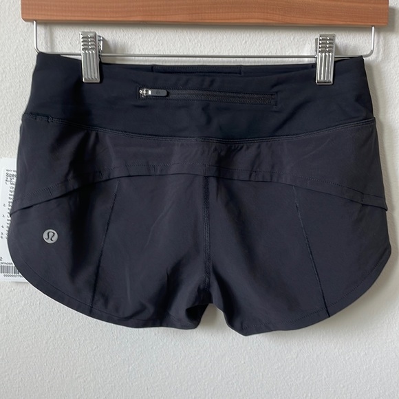 NWT Lululemon Black Speed Up Short 2.5" Lined Size 2 - Picture 2 of 10
